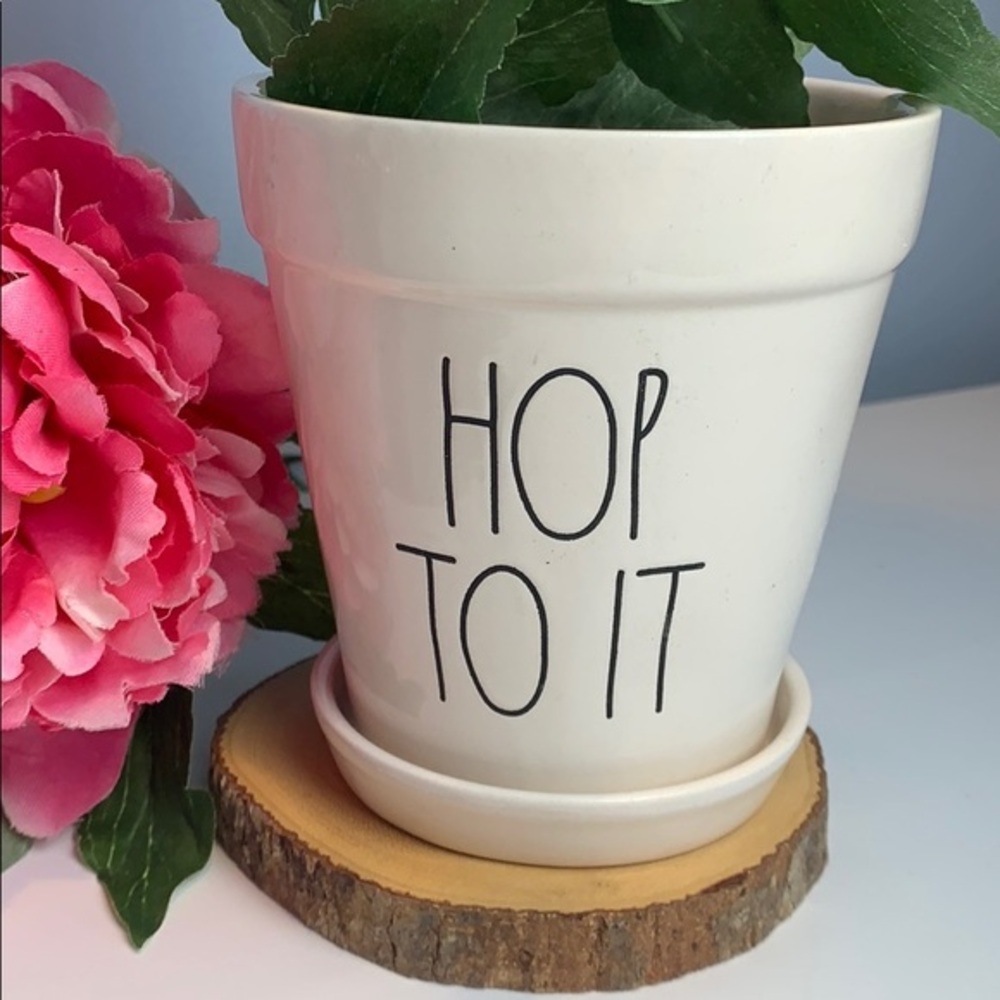 New Rae Dunn •Hop To It Planter Artisan Collection